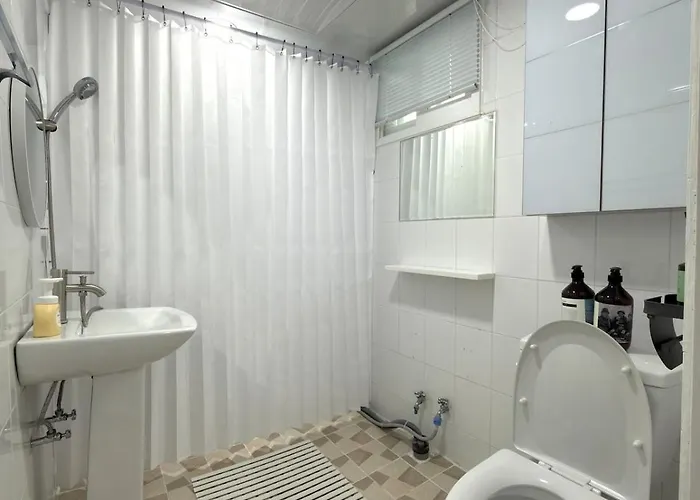 3룸 4베드 서울 종로 10분 Cozy Seoul