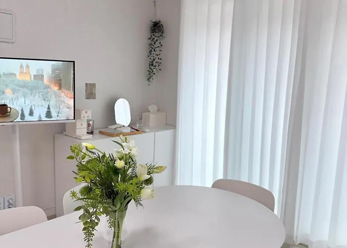 3룸 4베드 서울 종로 10분 Cozy Seoul