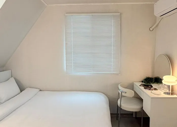Apartment 3룸 4베드 서울 종로 10분 Cozy *